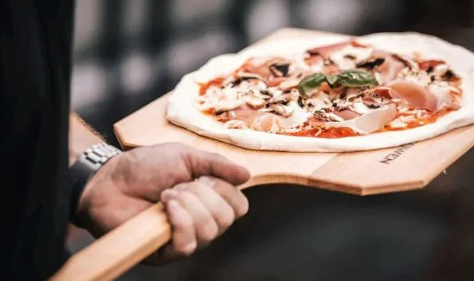 Pomocník/čka do pizzerie